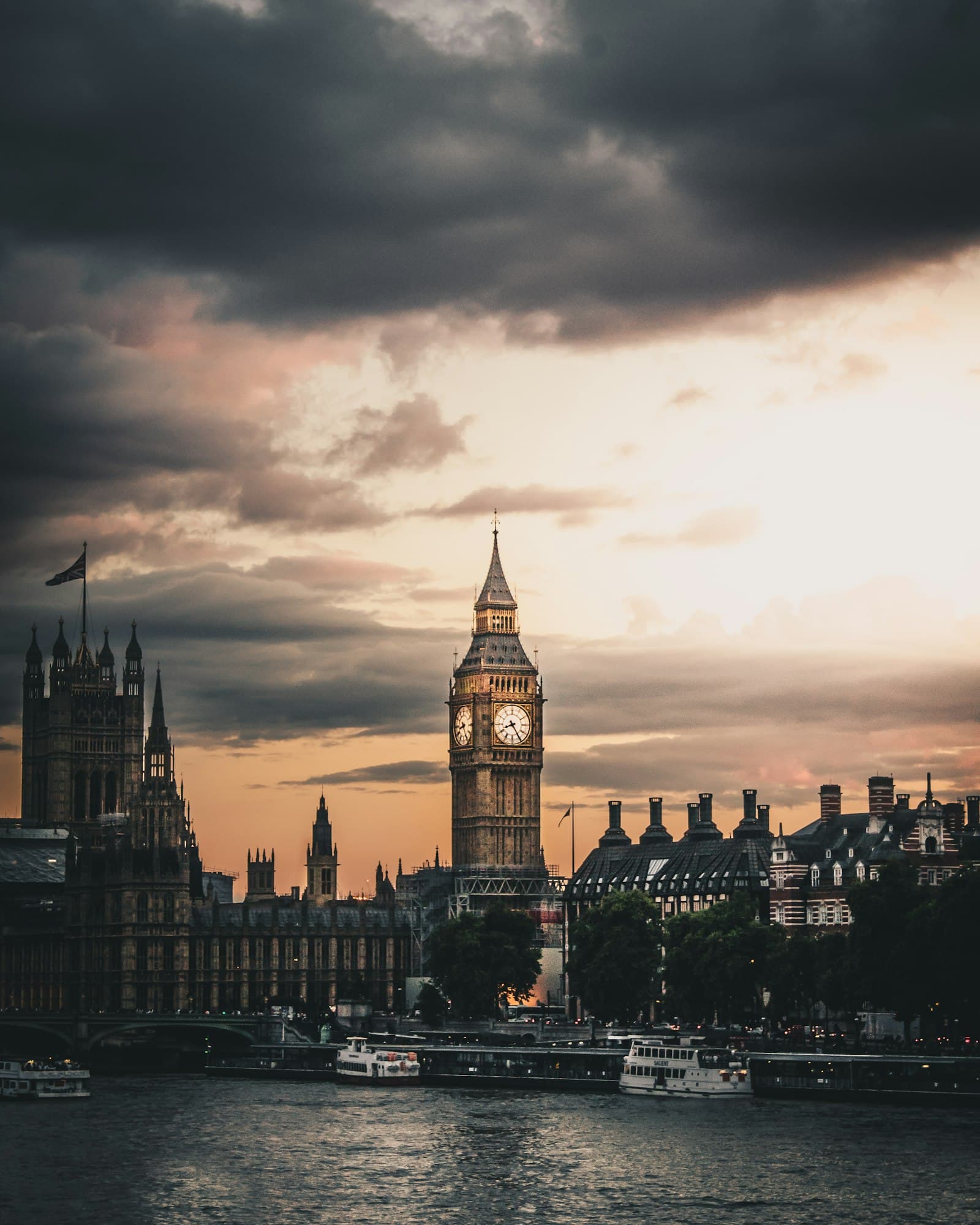 London — Big Ben and Westminster at sunset